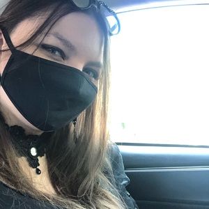 Meet your Posher, Stephanie